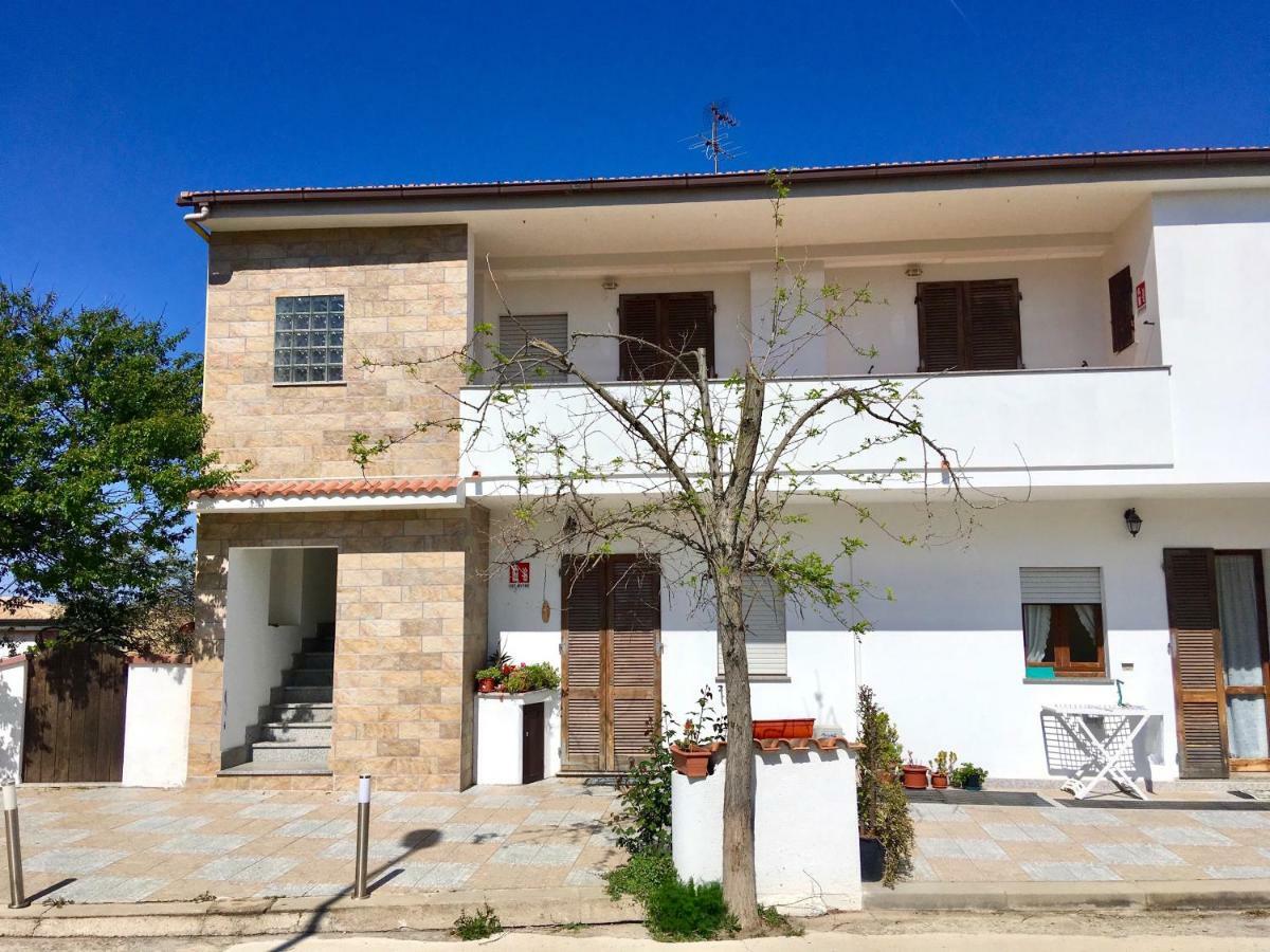 Apartment Luisa Tergu Екстериор снимка